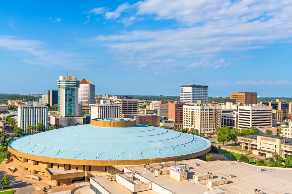 Wichita,,Kansas,,Usa,Downtown,Skyline,In,The,Afternoon.