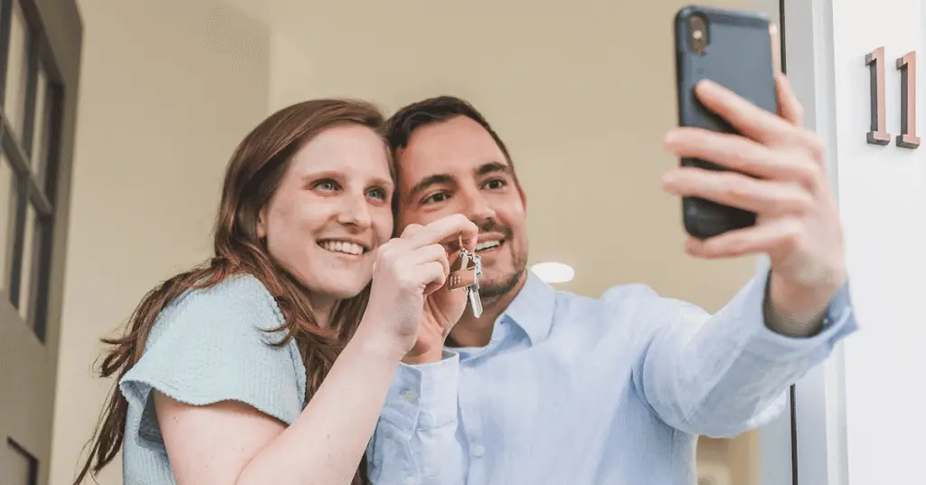 couple taking selfie